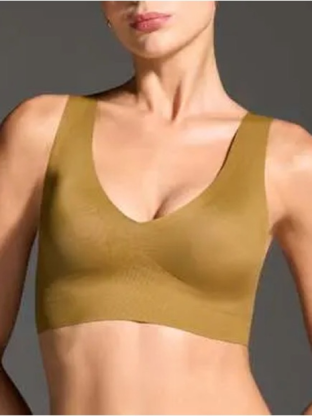 EBY Seamless Smoothing Wireless Bralette in Butternut - Size Small